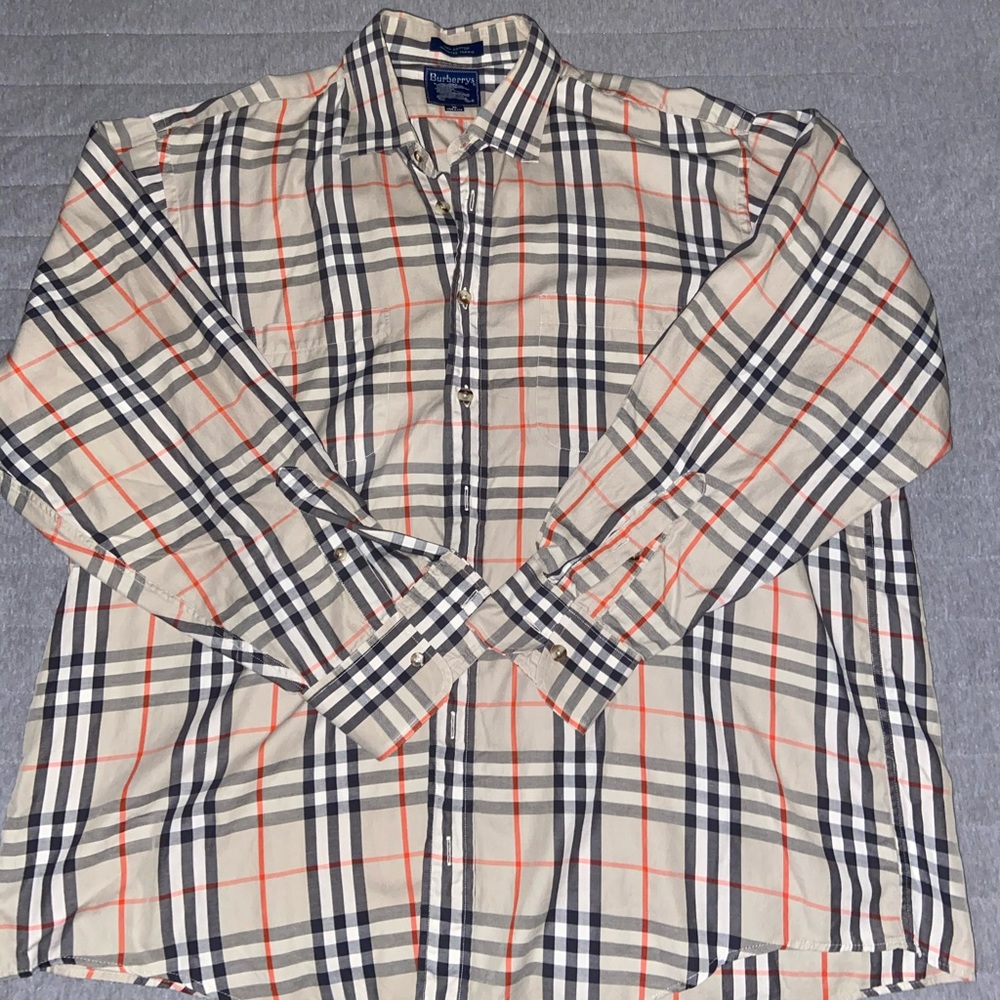 Men’s Burberry button down shirt XL